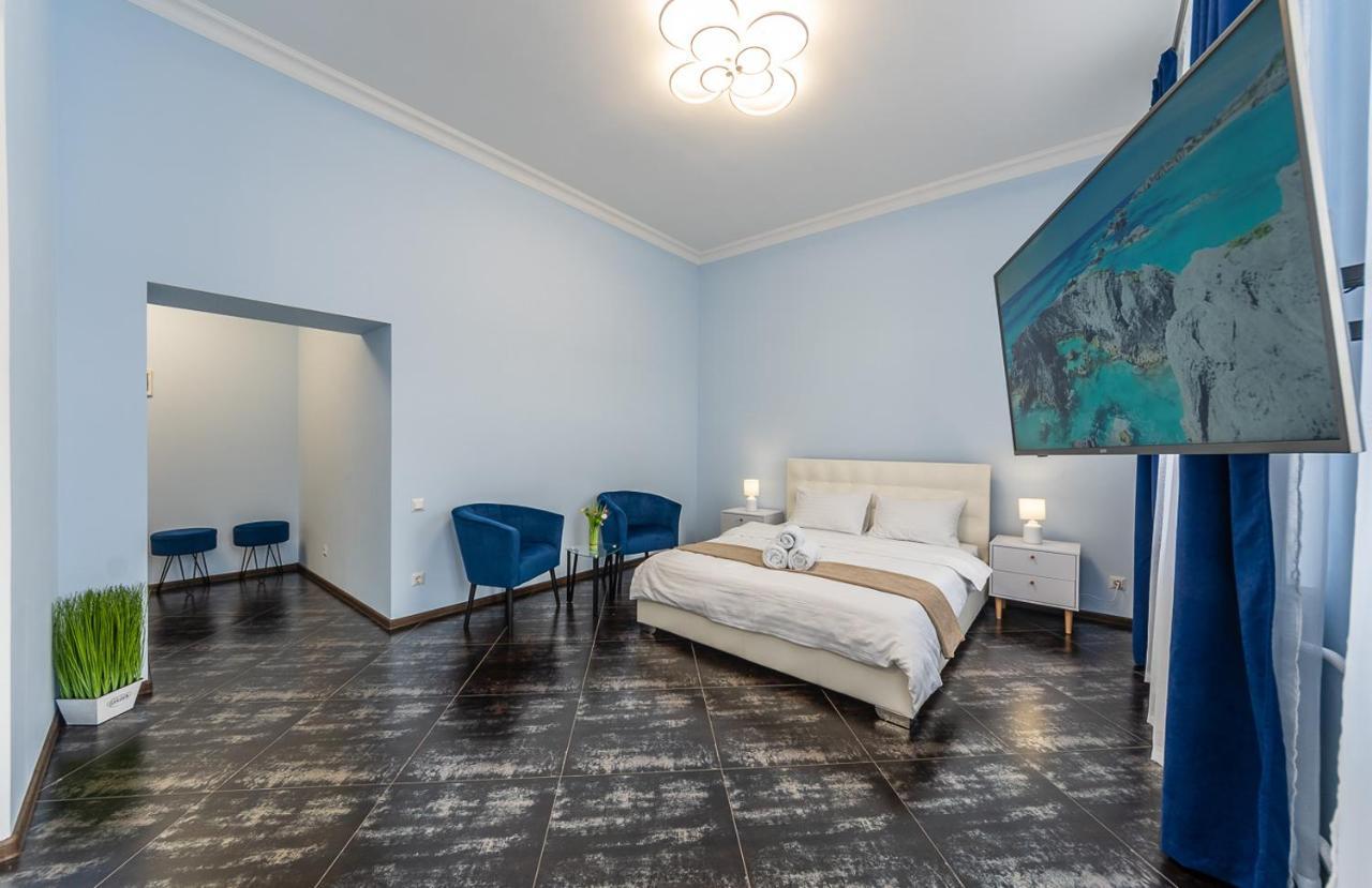 View On Sofievskaya Square Apartment Kiev Ngoại thất bức ảnh